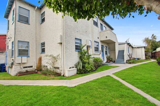 Building Photo - 2024-2026 Ocean Park Blvd