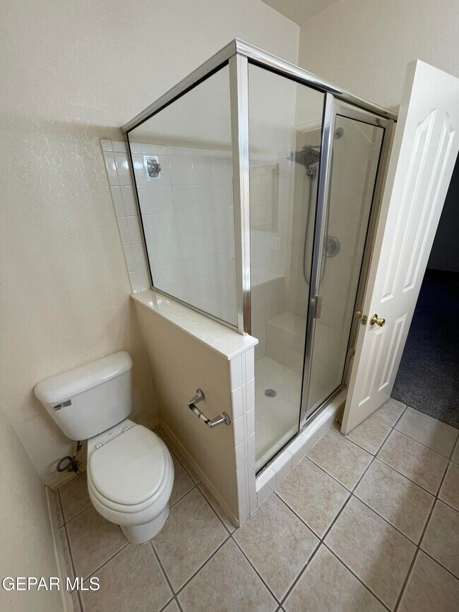 Building Photo - 206 Vic Clark Ct