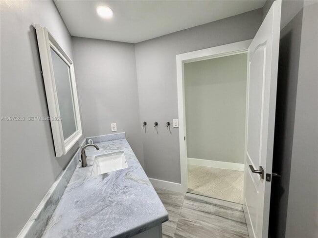 Building Photo - 5600 SW 199th Ave