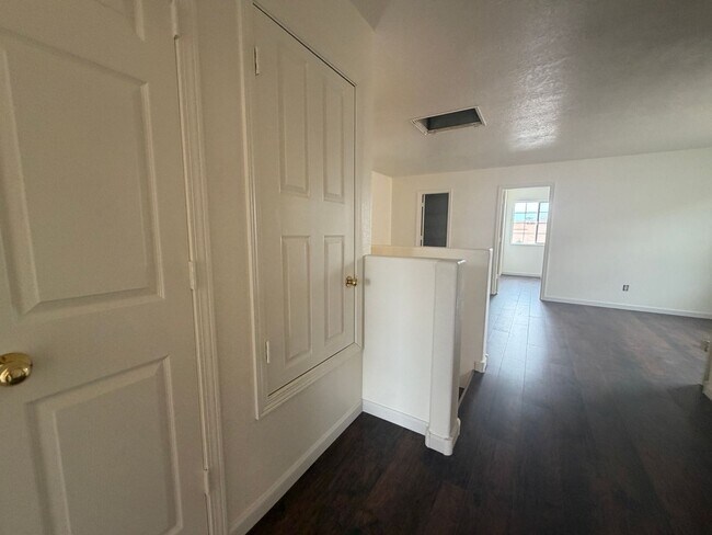Building Photo - Chicoma Way 1832 NW