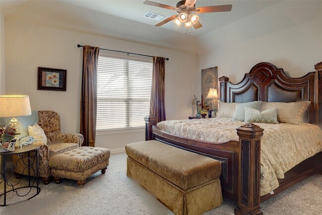 Building Photo - 207 Michael Dr