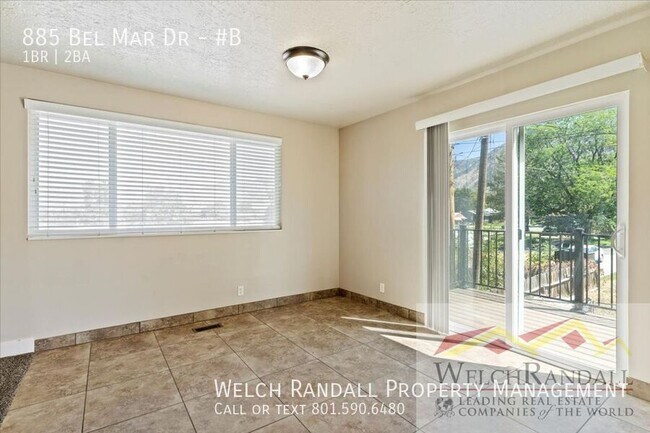 Building Photo - 885 Bel Mar Dr