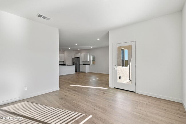 Building Photo - 4547 Mifflin St