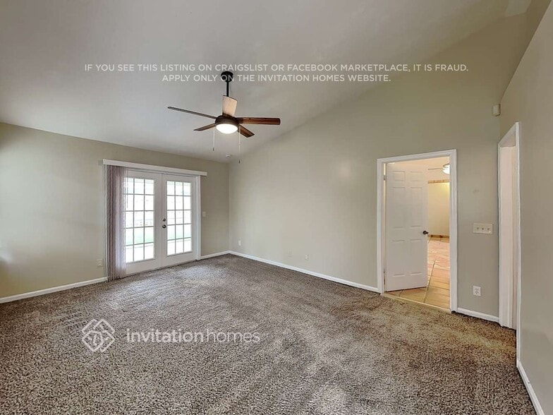 Building Photo - 6229 Ungerer St