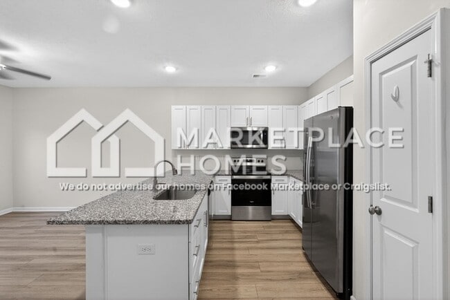 Building Photo - 3037 Hearth Stone Wy