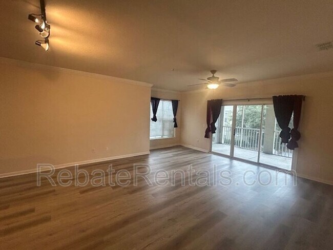 Building Photo - 8290 Gate Pkwy W