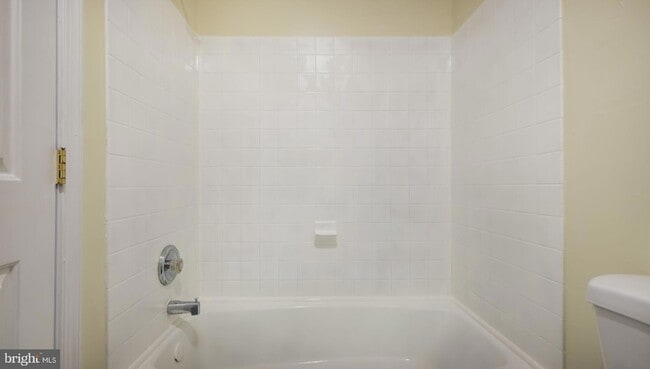 Building Photo - 1308 Worrall St