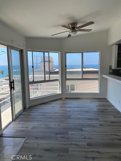 Building Photo - 205 Shell St