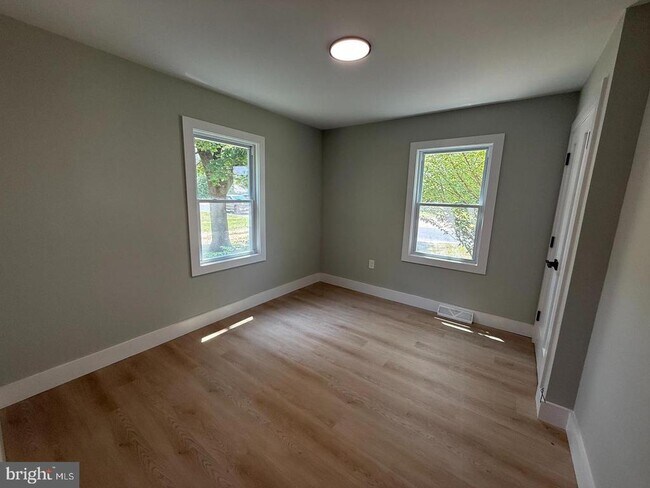 Building Photo - 1110 NJ-77