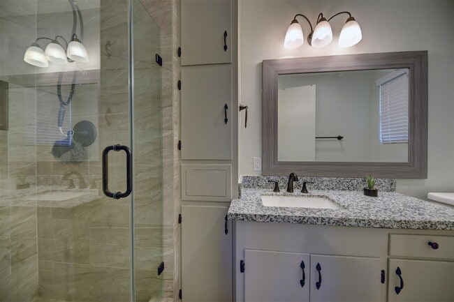 Building Photo - 2107 Timber Ln