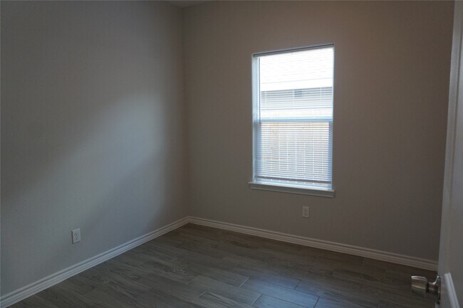 Building Photo - 9771 Black Gum