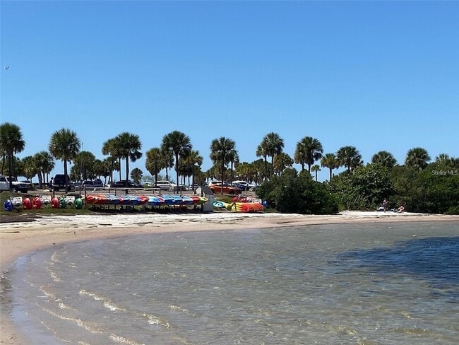 Building Photo - 656 Windrush Bay Dr