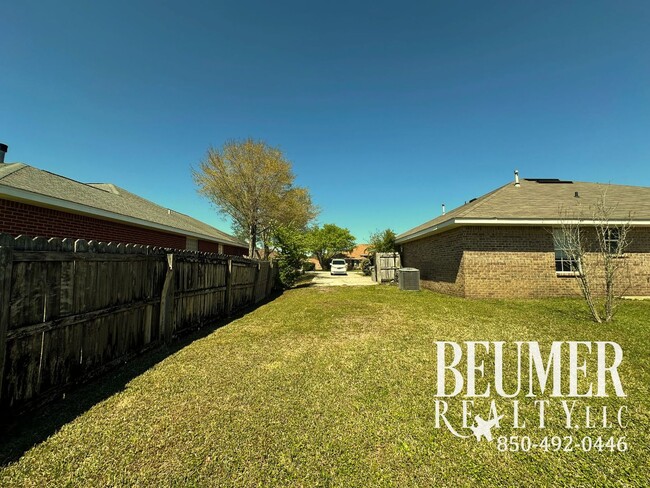 Building Photo - 4br/ 3ba Home Coming available 12.2