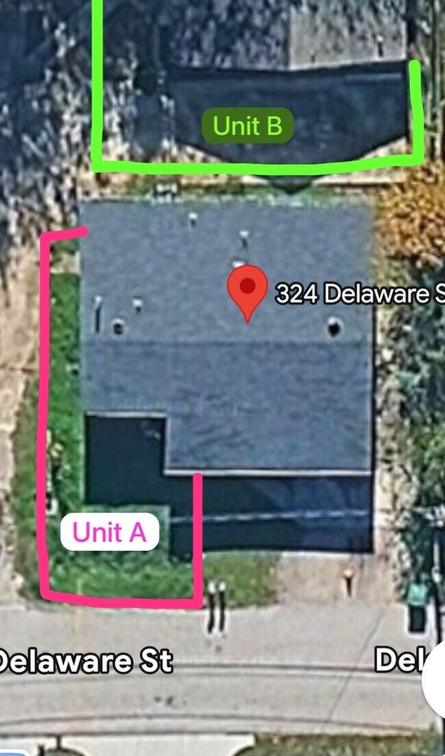 Building Photo - 324 Delaware St