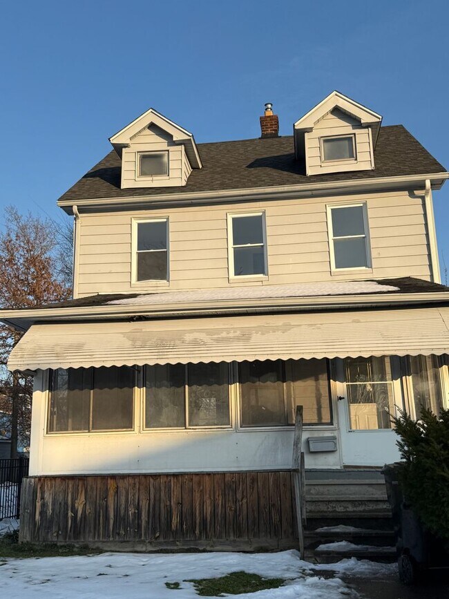 Building Photo - Cleveland Eastside single-family home