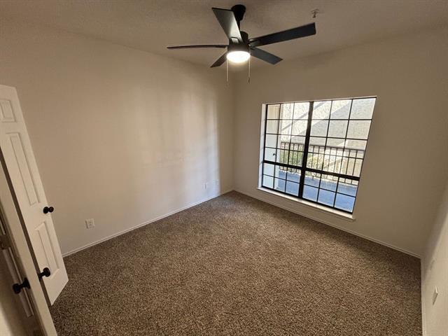 Building Photo - 4800 W Lovers Ln