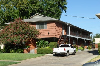 Building Photo - Uptown Oasis