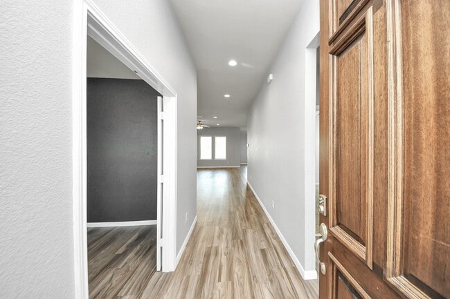 Building Photo - 14114 Tower Peak Ct