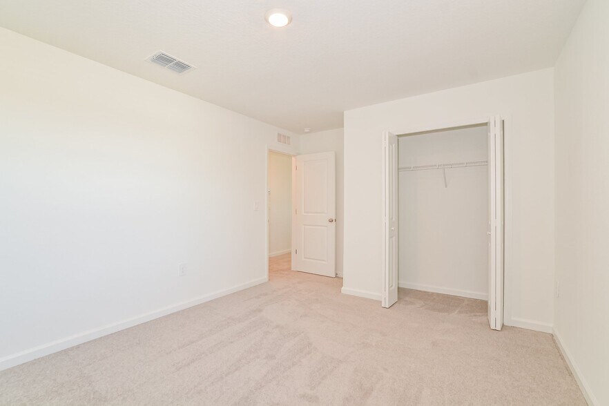 Building Photo - 4054 Old Mill Rd