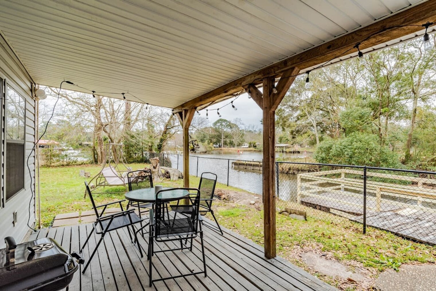 Building Photo - 2255 Dog River Ct
