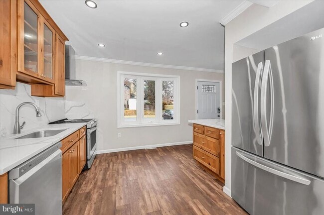 Building Photo - 140 Gold Kettle Dr