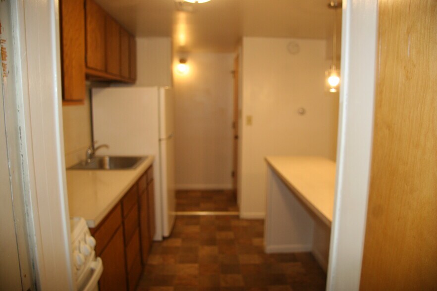 Building Photo - 121 W Stadium Ave