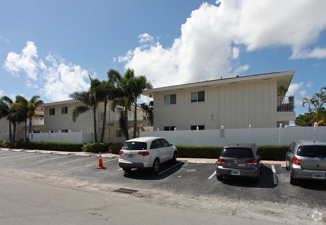 Building Photo - Lucaya Condominiums