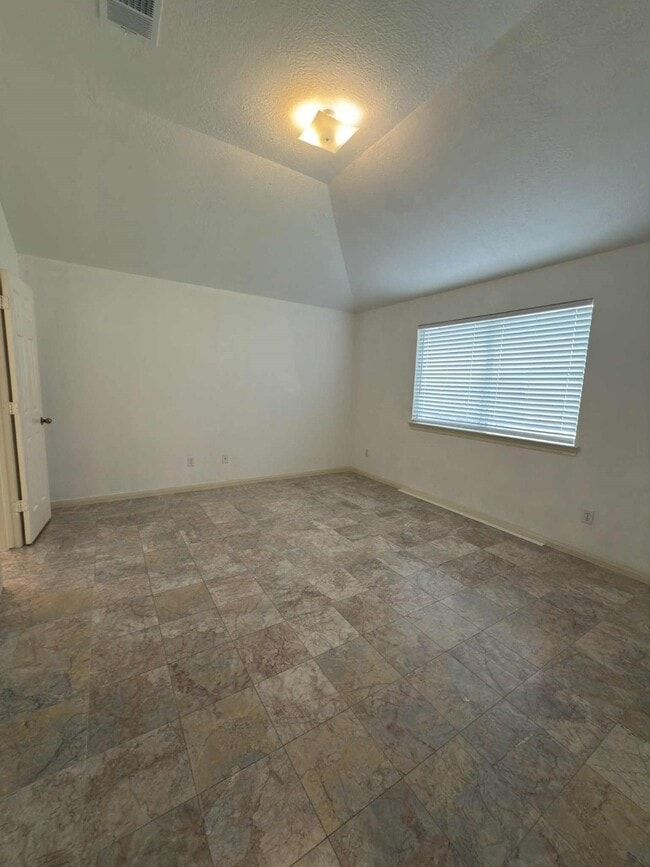 Building Photo - 17210 Valemist Ct