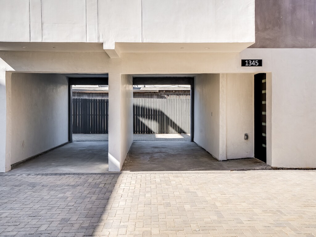 Building Photo - 1345 Seward St