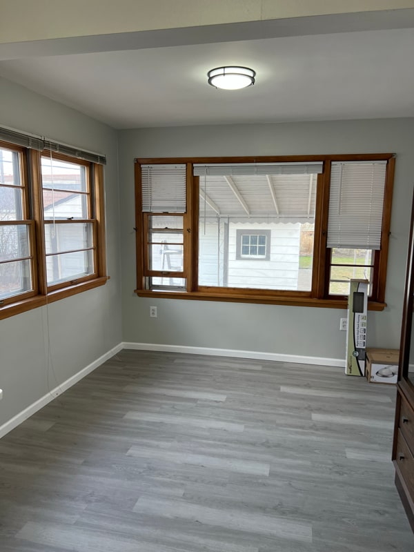 Building Photo - 837 E 218th St