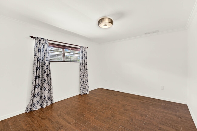 Building Photo - 8969 Crichton Wood Ct