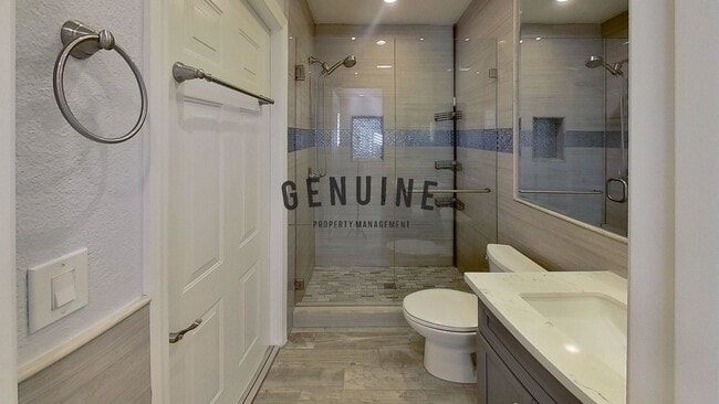 Building Photo - Coming Soon: Remodeled 4Bd 2Ba Home in Fou...