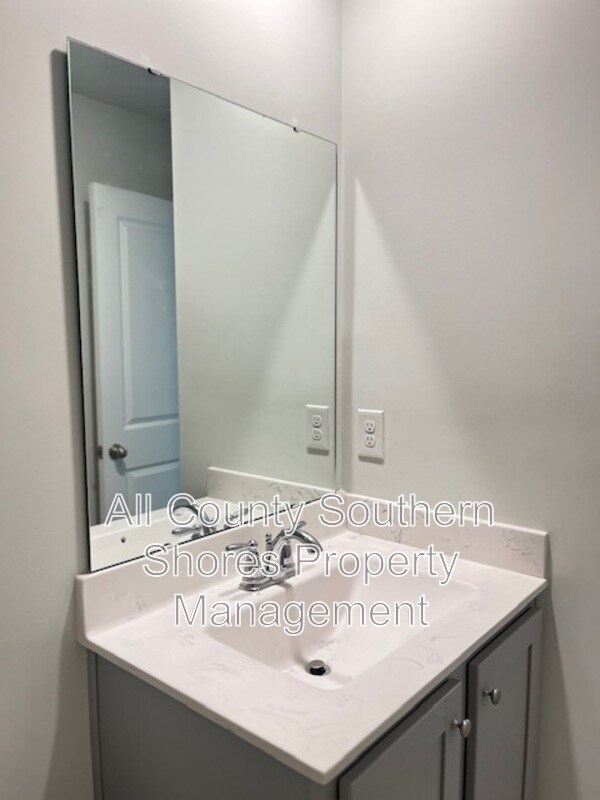 Building Photo - 2879 Pegasus Pl