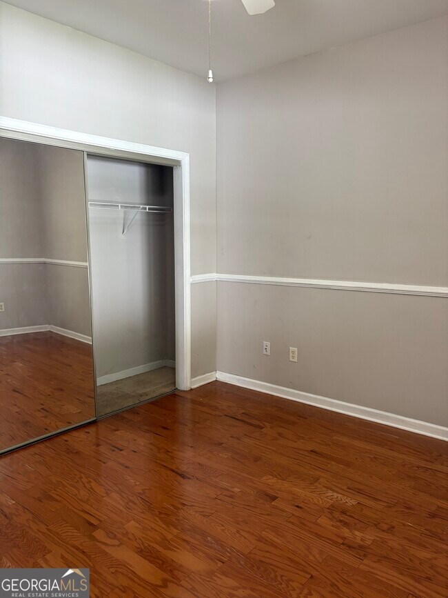 Building Photo - 403 St Dunstans Ct