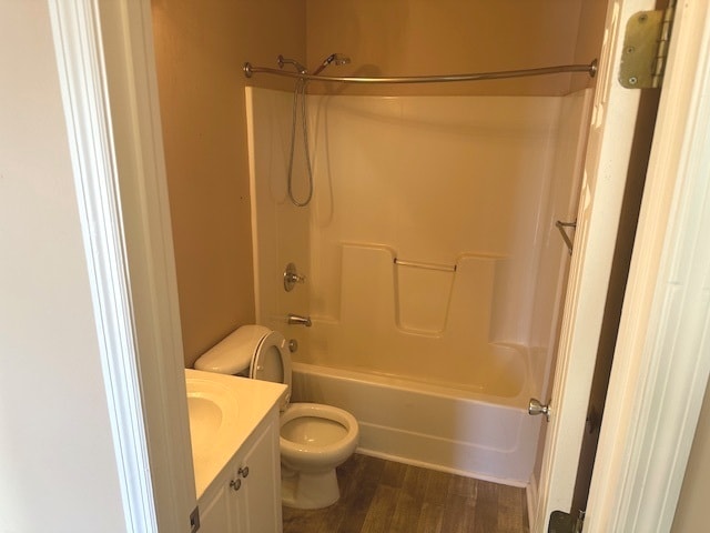 Building Photo - 624 Lory Ln