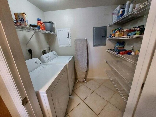 Building Photo - 6482 Emerald Dunes Dr