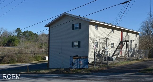 Building Photo - 1601 2nd Way NE