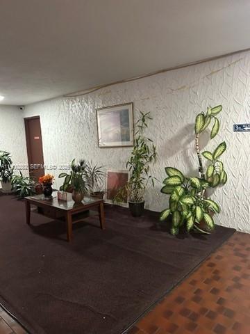 Building Photo - 9678 Fontainebleau Blvd