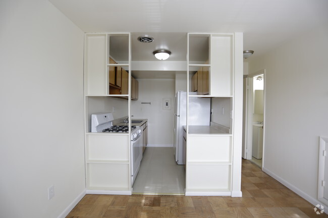 Kitchen area 2BR/1.5BA - Normandy Hill Apartments