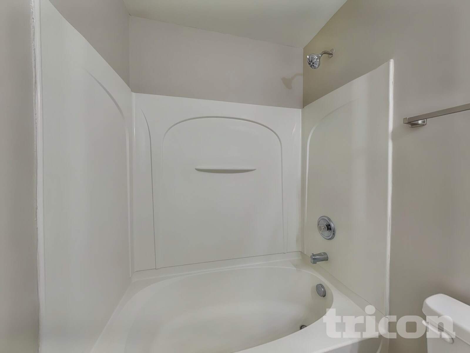 Building Photo - 8600 Old Potters Rd