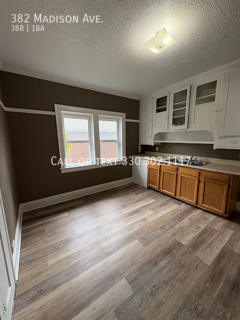 Building Photo - 382 Madison Ave