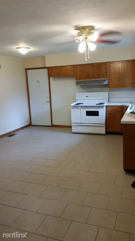 Building Photo - 2 br, 1 bath House - 8 Ashland Place