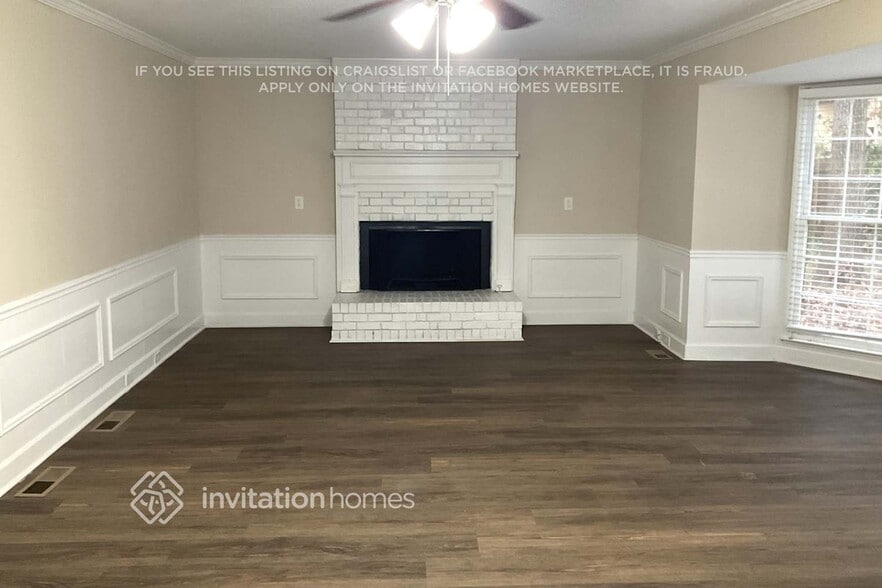 Building Photo - 5031 Golf Link Ct