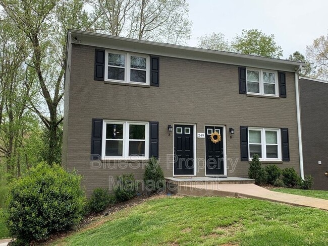 Primary Photo - 251 Stribling Ave