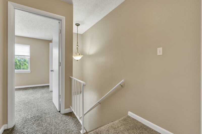 Building Photo - 1312 Ely Rd