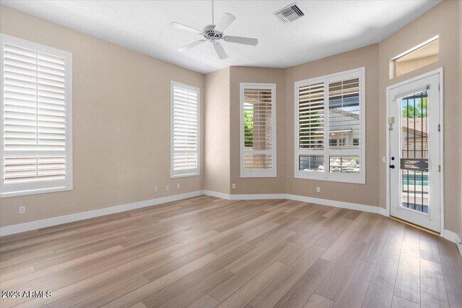 Building Photo - 10388 N 135th Way
