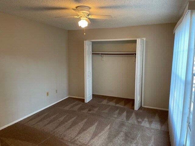 Building Photo - 4600 Lighthouse Cir