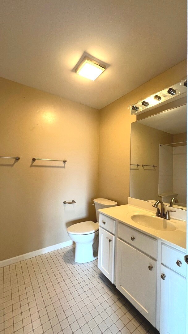 Building Photo - 1238 Ballantrae Pl