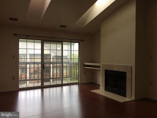 Building Photo - 104 Timberlake Terrace