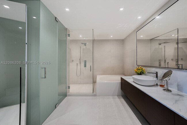 Building Photo - 10203 Collins Ave